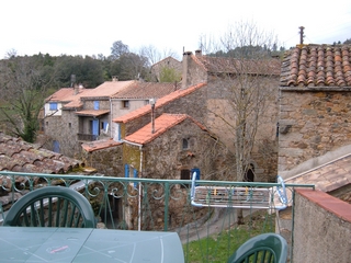La terrasse avec vue sur la vallée du F2 à Brès