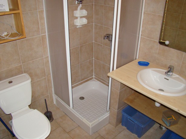 salle de bains de l'appartement