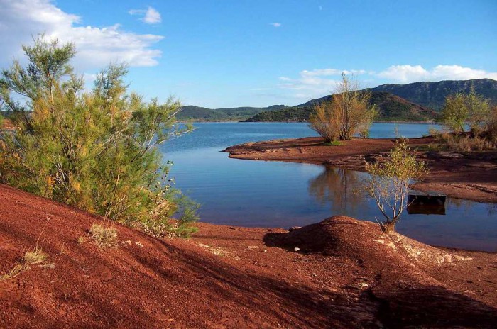 la nature et le calme du salagou